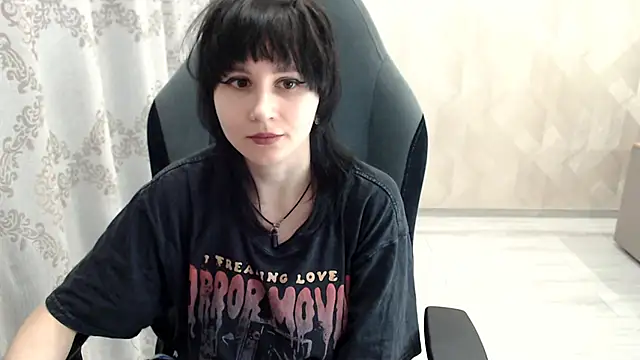 MistyDark online show from October 14, 2025, 9:32 am