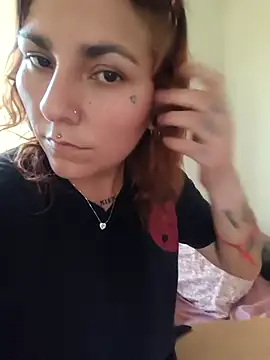 xjuanaxmaldadxxx online show from November 16, 2025, 11:19 pm