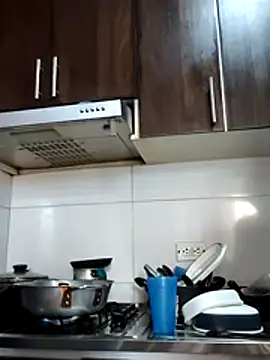 Megara 25 online show from February 21, 2026, 4:20 pm