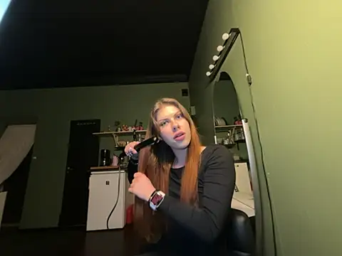 Snapshot of sash87350 chatting on November 26, 2025, 5:57 pm sash87350 online show from November 26, 2025, 5:57 pm