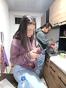 stivenlujan69 online show from October 19, 2025, 1:08 am