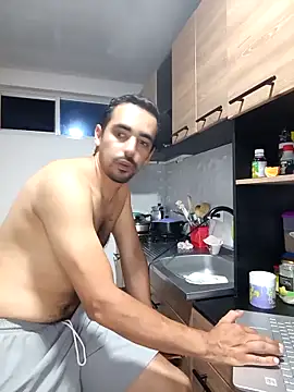 stivenlujan69 online show from October 27, 2025, 1:50 am