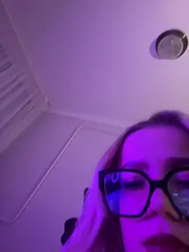 Snapshot of marnemzavar444 chatting on February 21, 2026, 12:12 am marnemzavar444 online show from February 21, 2026, 12:12 am