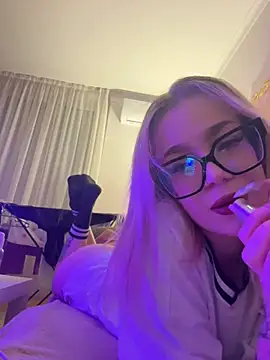 Snapshot of marnemzavar444 chatting on March 5, 2026, 9:22 pm marnemzavar444 online show from March 5, 2026, 9:22 pm