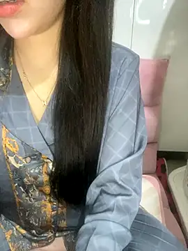 RubyBerry online show from November 8, 2025, 8:40 am