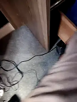 str8matesirishoz online show from November 1, 2025, 2:22 pm