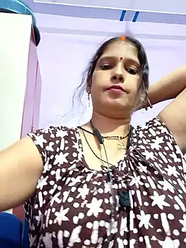 Snapshot of Sonalihot_ chatting on June 4, 2026, 9:47 am Sonalihot online show from June 4, 2026, 9:47 am