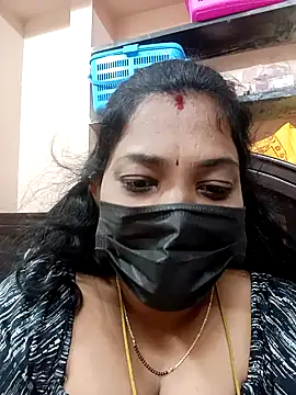 Snapshot of Tamil_Mithra chatting on December 16, 2025, 3:38 pm Tamil Mithra online show from December 16, 2025, 3:38 pm