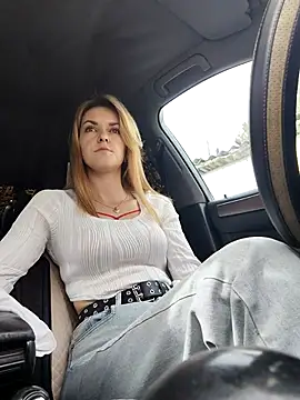 Snapshot of YOOUR_EVAA chatting on February 22, 2026, 8:17 am YOOUR EVAA online show from February 22, 2026, 8:17 am