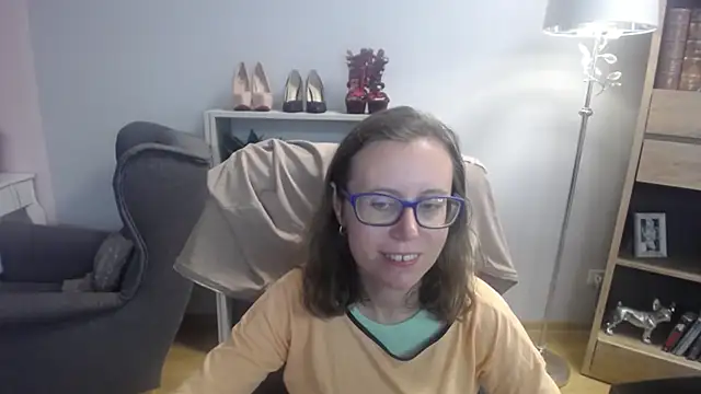 Snapshot of sweetxLizzy chatting on September 23, 2025, 4:30 am sweetxLizzy online show from September 23, 2025, 4:30 am