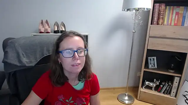 Snapshot of sweetxLizzy chatting on September 16, 2025, 4:24 am sweetxLizzy online show from September 16, 2025, 4:24 am