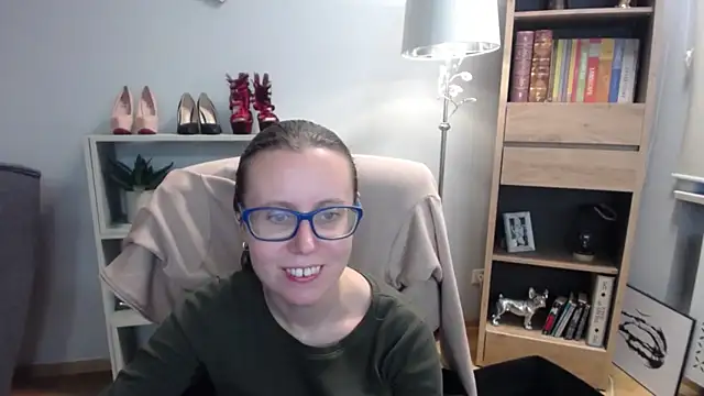 sweetxLizzy online show from October 28, 2025, 5:29 am