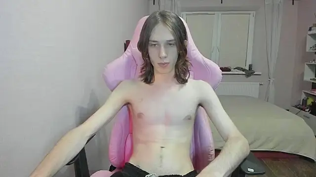 eleganc3 online show from November 22, 2025, 8:51 pm