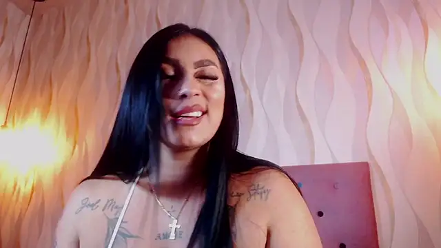 Naomi Braunx online show from May 13, 2026, 6:26 pm