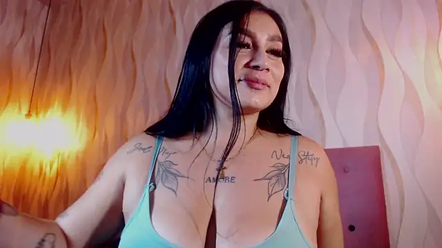 Naomi Braunx online show from May 12, 2026, 12:22 pm