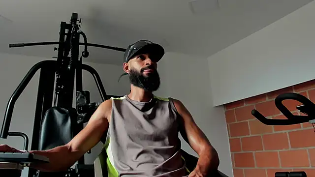 Snapshot of Damian_Shakur chatting on November 15, 2025, 12:20 pm Damian Shakur online show from November 15, 2025, 12:20 pm