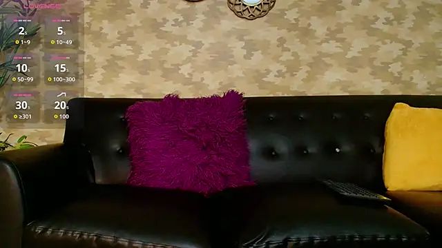 Snapshot of katspicy_ chatting on November 13, 2025, 2:21 pm katspicy online show from November 13, 2025, 2:21 pm