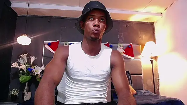 blackbignude online show from December 20, 2025, 1:19 am