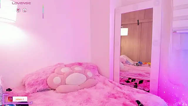  Zahara  online show from November 21, 2025, 11:48 pm