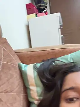 desitease online show from October 13, 2025, 8:54 pm