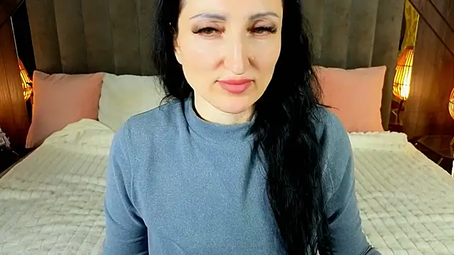 MissRossi online show from December 19, 2025, 1:57 pm