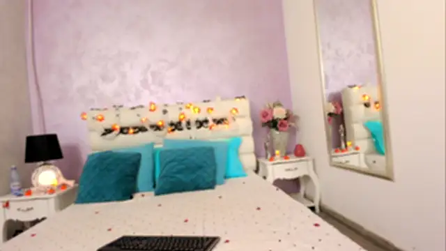 SweetySasha18 online show from October 30, 2025, 6:16 pm