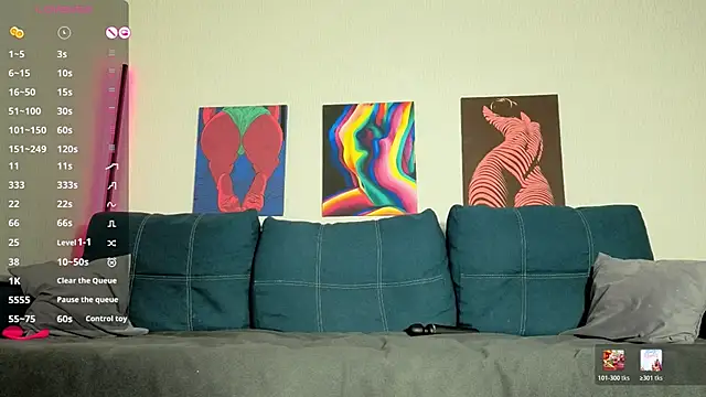 TrixiBell online show from March 28, 2026, 4:02 am