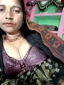 Cutreet online show from December 18, 2025, 10:13 pm