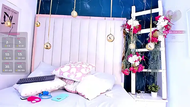 Jim twink online show from December 3, 2025, 7:24 pm