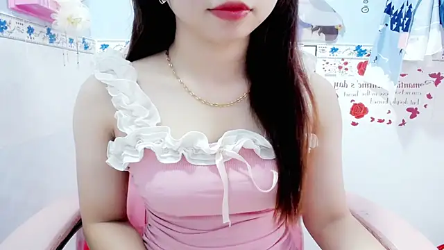 Snapshot of Anna_sexyX chatting on September 19, 2025, 2:15 am Anna sexyX online show from September 19, 2025, 2:15 am