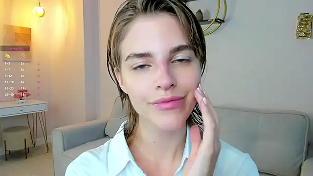 EleneButton online show from September 13, 2025, 1:27 am