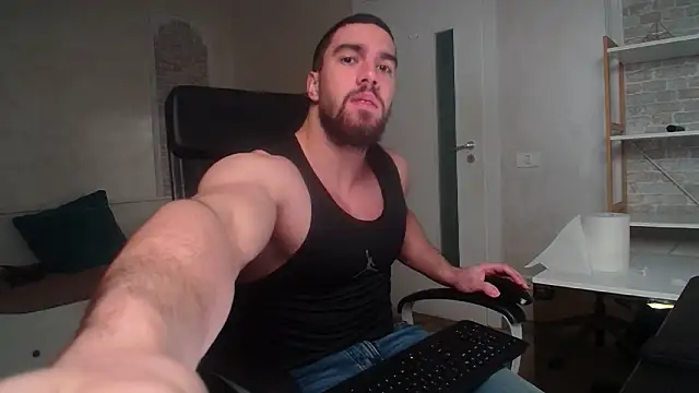 IvanHydee online show from January 18, 2026, 5:44 am