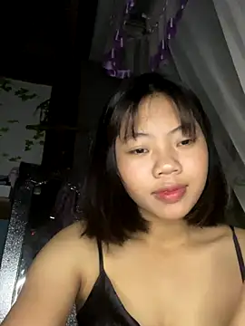 Snapshot of NinaChu chatting on September 24, 2025, 4:35 pm NinaChu online show from September 24, 2025, 4:35 pm