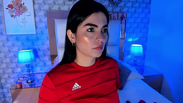 Sasha  sims   online show from November 16, 2025, 11:37 am