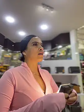 Snapshot of JuanitaMore01 chatting on February 19, 2026, 9:56 pm JuanitaMore01 online show from February 19, 2026, 9:56 pm