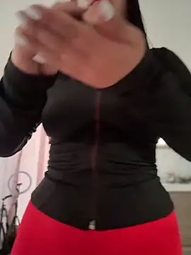 JuanitaMore01 online show from May 16, 2026, 7:24 pm