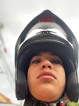 Snapshot of JuanitaMore01 chatting on February 12, 2026, 9:47 pm JuanitaMore01 online show from February 12, 2026, 9:47 pm