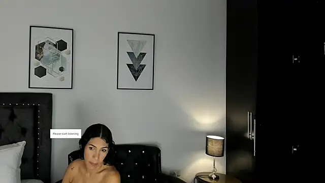 Snapshot of Saraakushh chatting on February 16, 2026, 12:26 pm Saraakushh online show from February 16, 2026, 12:26 pm