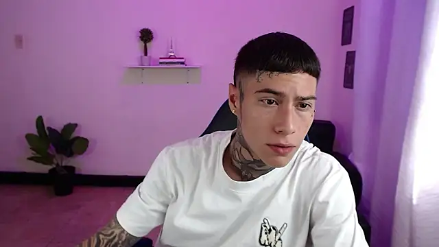 setthomas online show from October 17, 2025, 3:03 pm