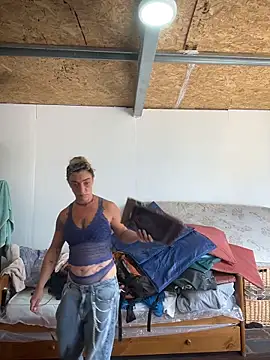 Snapshot of etherconh chatting on February 25, 2026, 4:18 pm etherconh online show from February 25, 2026, 4:18 pm