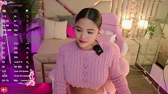 eimy 2 online show from November 26, 2025, 5:40 am