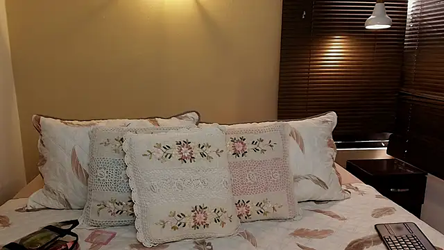 Lucian Morel S online show from November 8, 2025, 12:31 pm