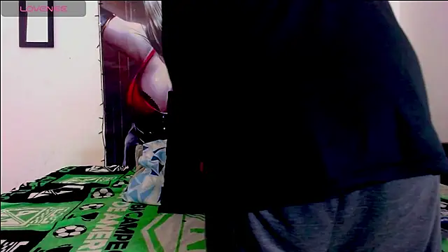 Snapshot of smith_hot29 chatting on February 20, 2026, 4:20 am smith hot29 online show from February 20, 2026, 4:20 am