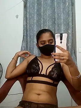 shrutee12 online show from October 22, 2025, 3:22 pm