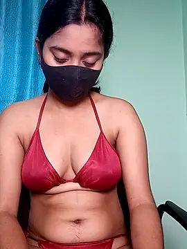 shrutee12 online show from May 6, 2026, 4:38 am