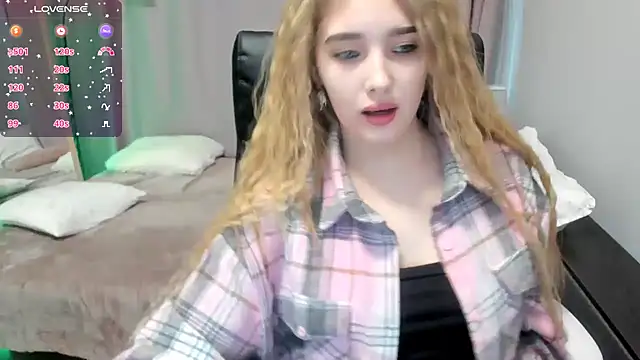 TaisiaHot online show from March 29, 2026, 8:05 am