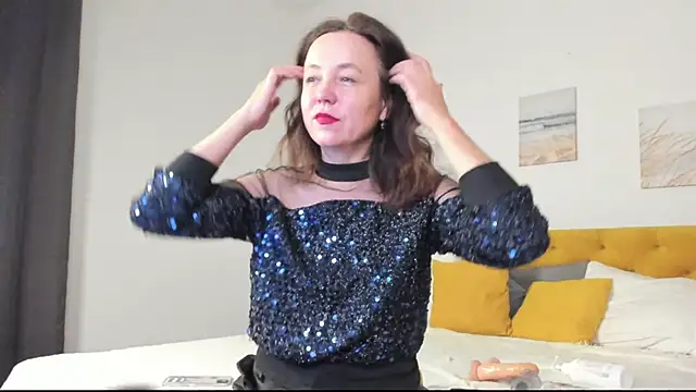 Kira Adler online show from November 26, 2025, 1:38 am