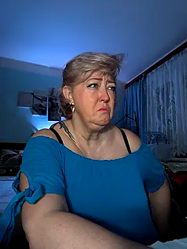 TerezaVelvet online show from February 8, 2026, 5:21 pm