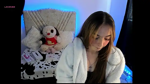 Mia Victoria22 online show from March 16, 2026, 5:16 pm