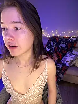 Marryme- online show from November 28, 2025, 1:33 pm